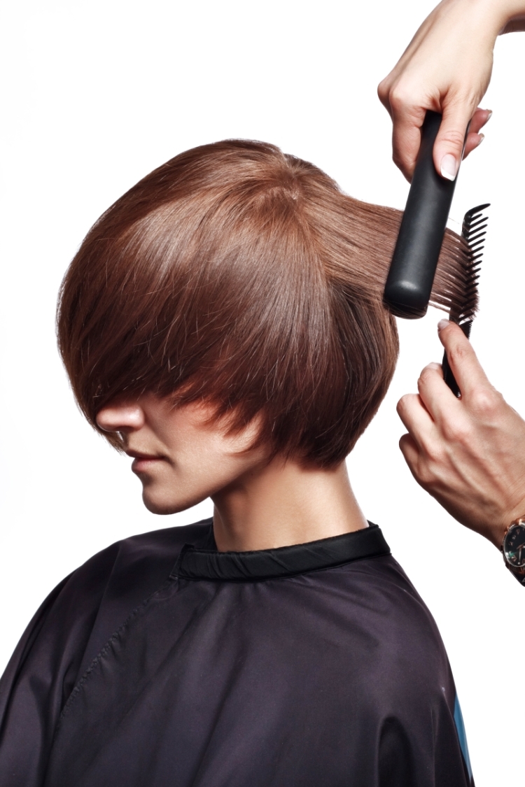 Стрижка волос