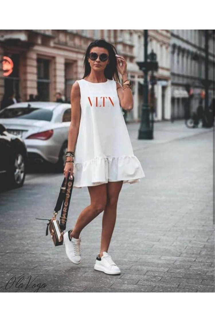 Белое летнее платье