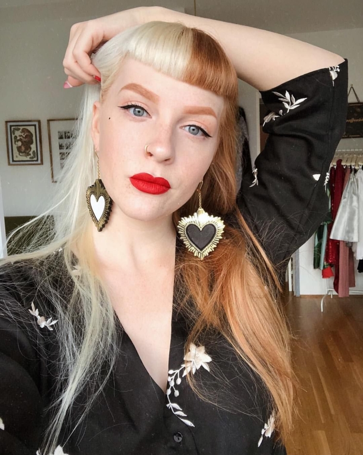 Сплит позерский прическа