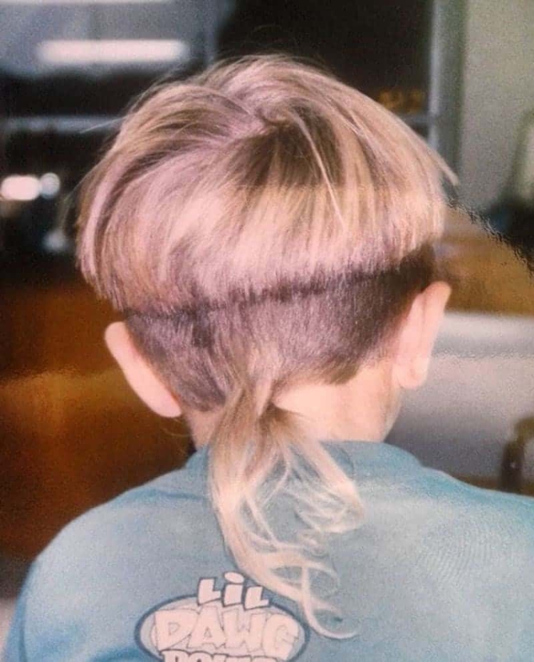 Прическа крысиный Хвотс