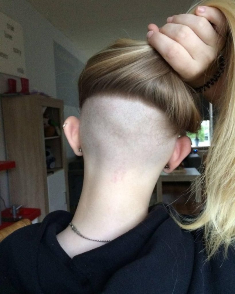 Прическа с дысы латылком