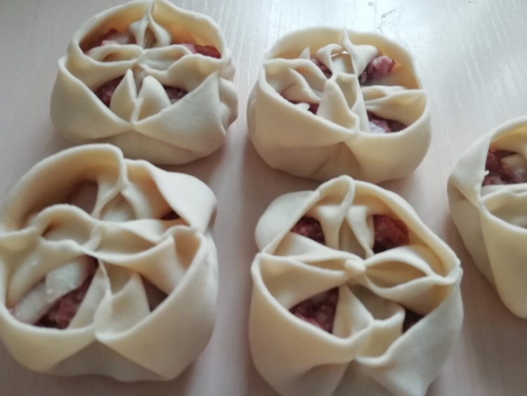 Манты форма