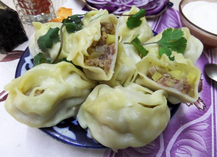 Манты с картошкой