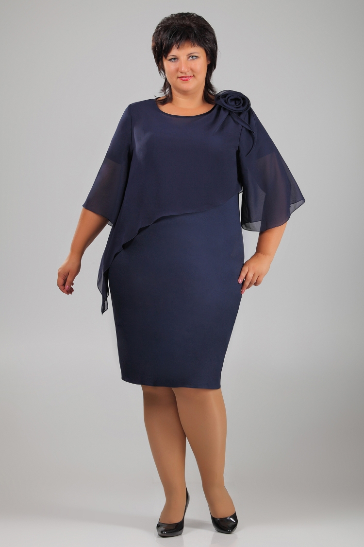 Платье на полную фигуру