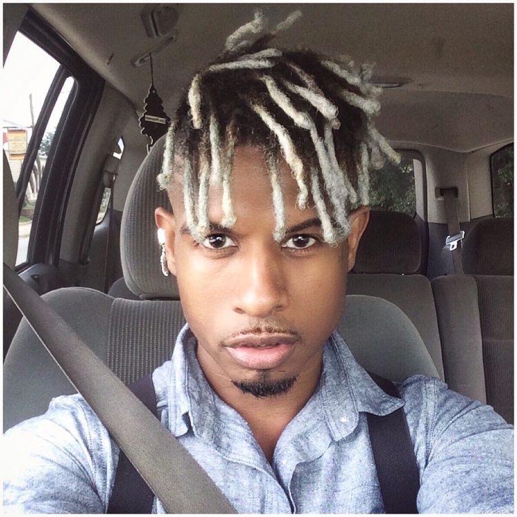 Короткие светлые дреды