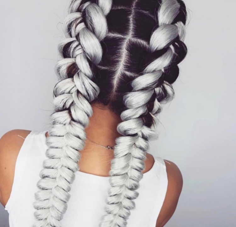 Боксёрские косы с канекалоном