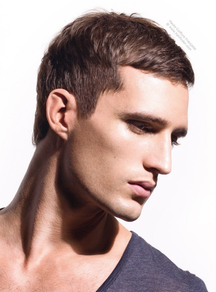 Мужская стрижка модельная короткая