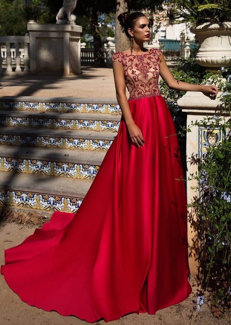 Красивые вечерние платья