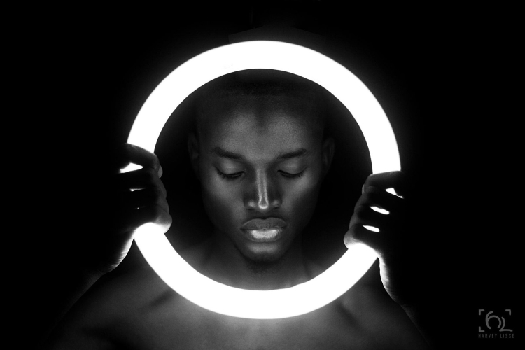 Кольцевая лампа dc24v