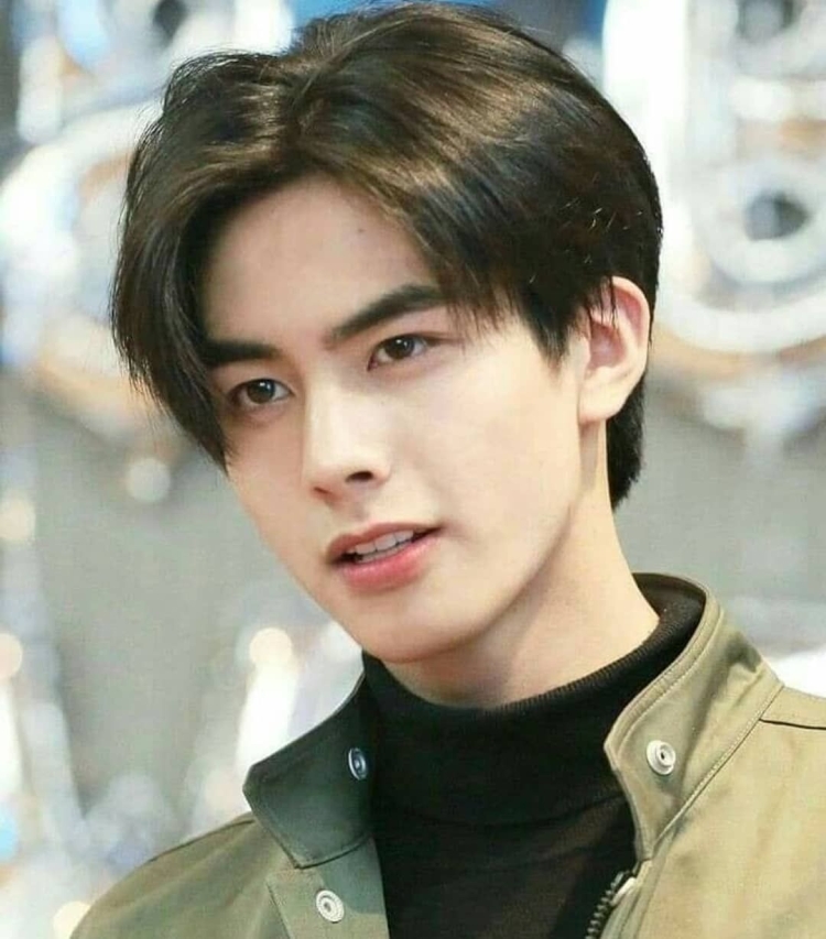 Тун Мэн ши актер