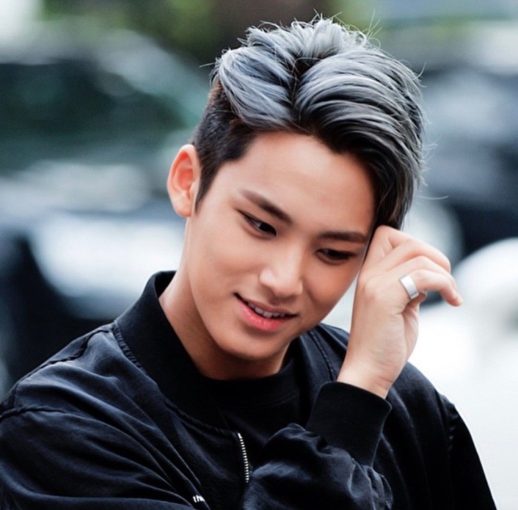 Севентин Мингю прическа