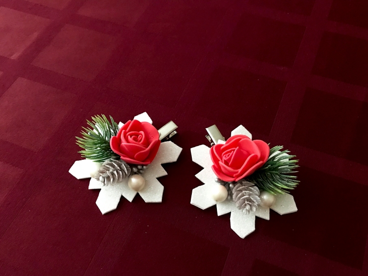 Новогодние заколки своими руками