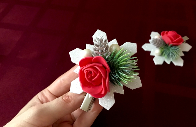Новогодние украшения из фоамирана своими руками