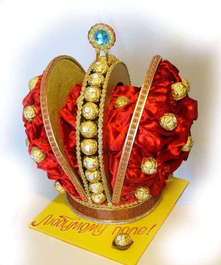 Поделки из конфет