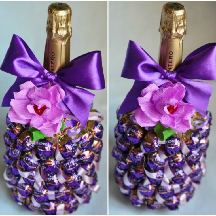 Украшение шампанского конфетами