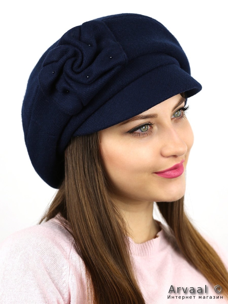 Кепи Челси женская велюр с козырьком