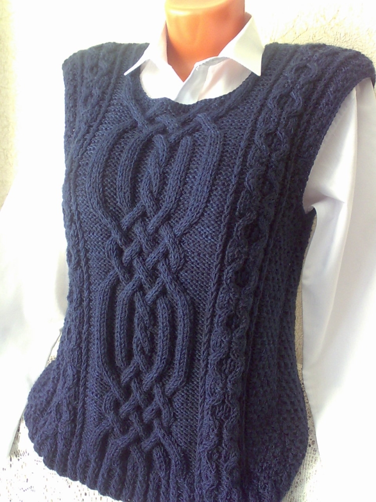 Вязаный жилет рамштайн