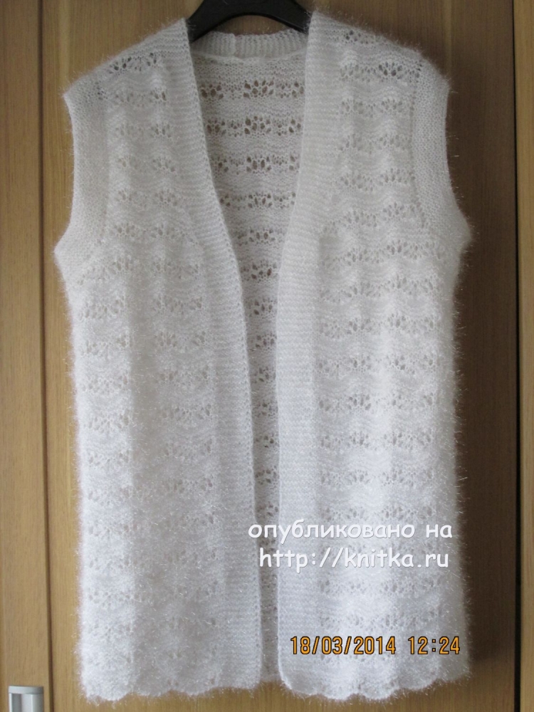 Жилет ажурный мохеровый