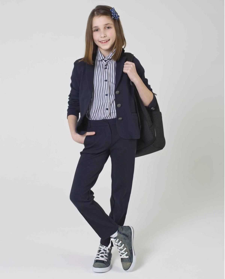 Одежда в школу для подростков