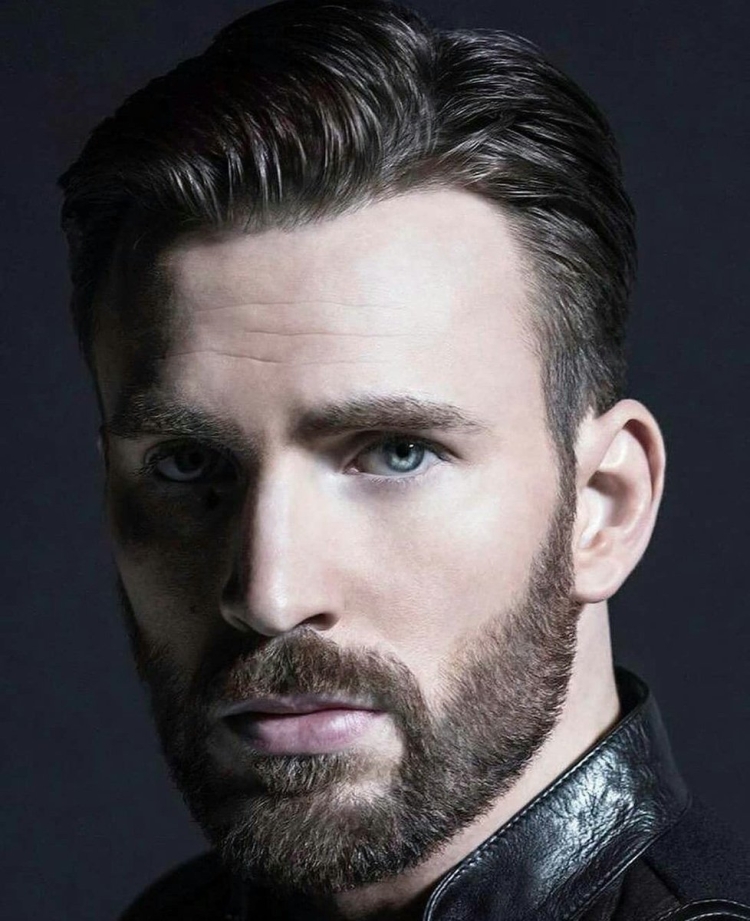 Крис Эванс с бородой