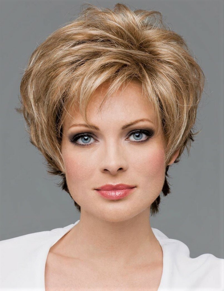 Стрижки женские на короткие волосы