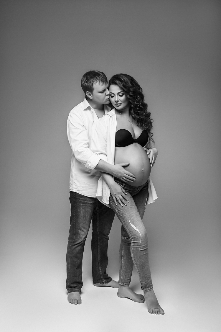 Фотосессия беременных с мужем