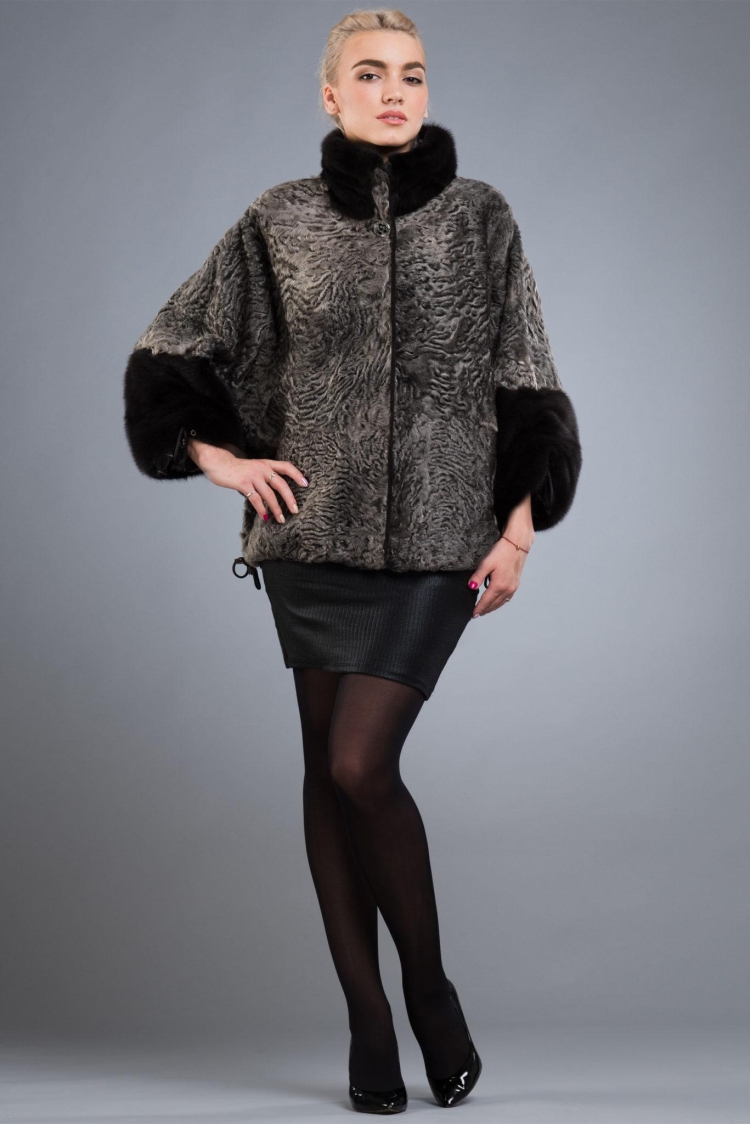 Комбинированная шуба из каракуля