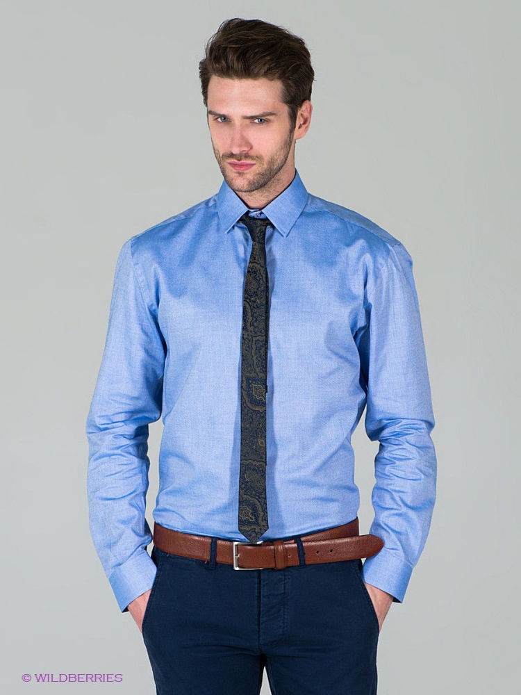Синяя рубашка с галстуком