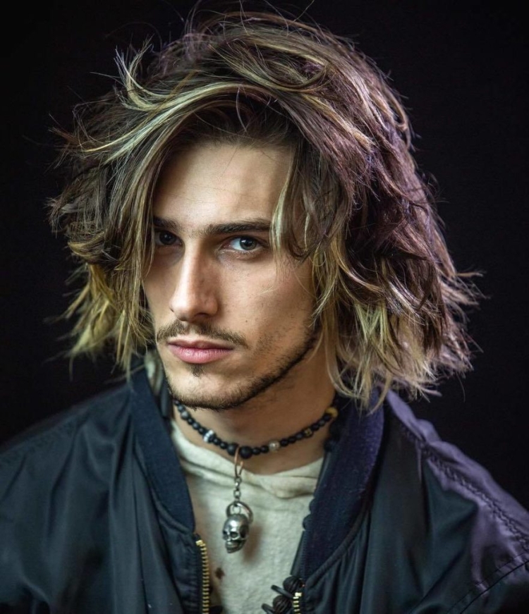 Прическа в стиле гранж мужская