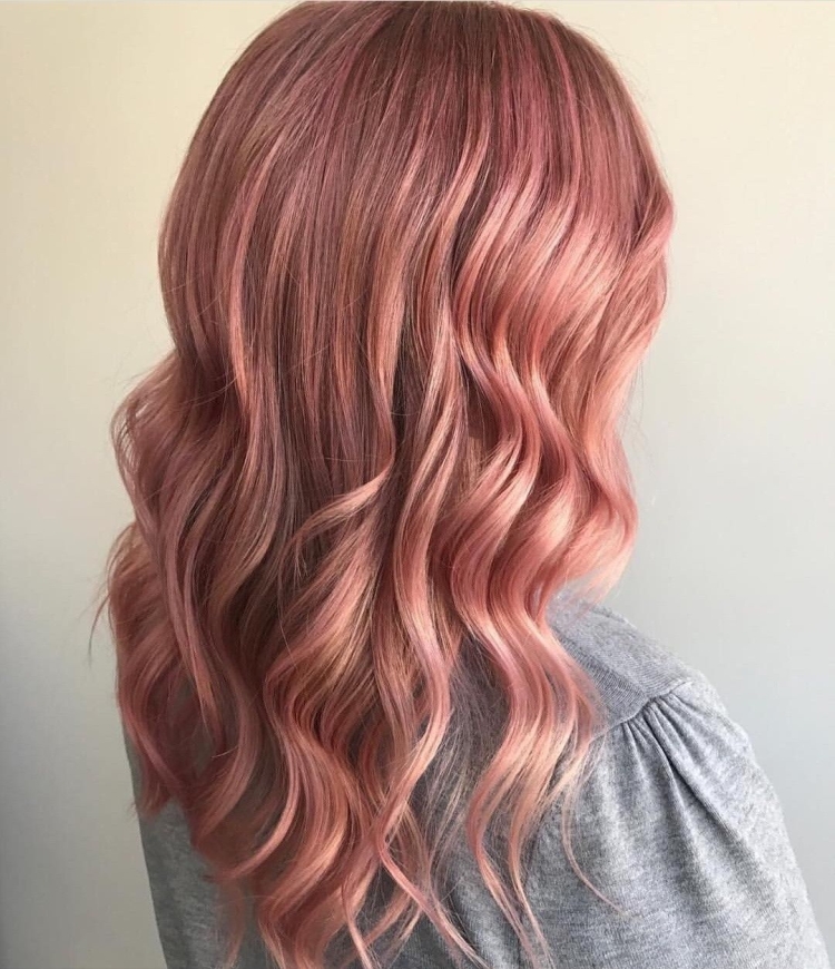 Роуз Голд на темные волосы