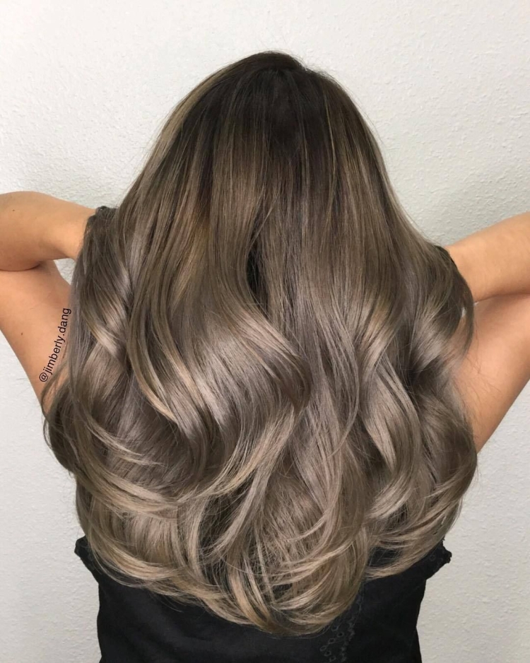 Русый цвет с пепельным оттенком