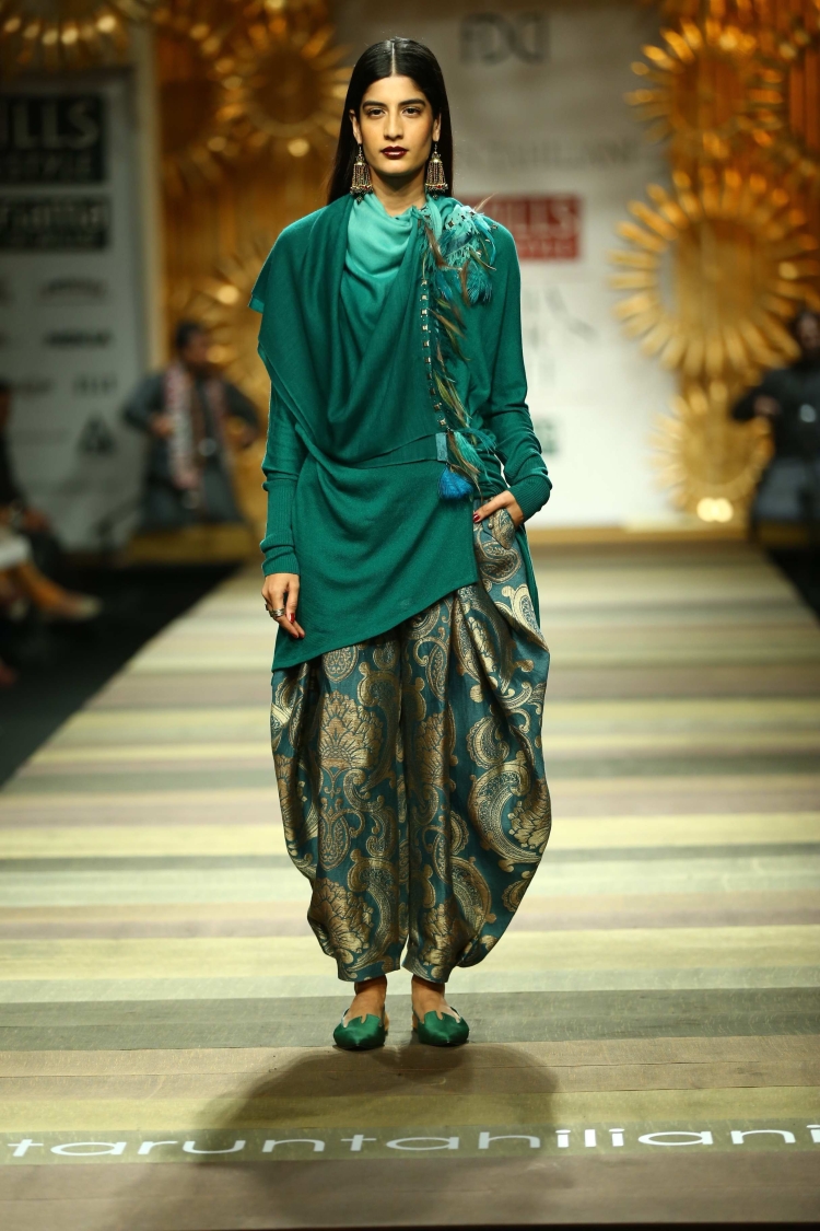 Tarun Tahiliani Fall/Winter 2014-15