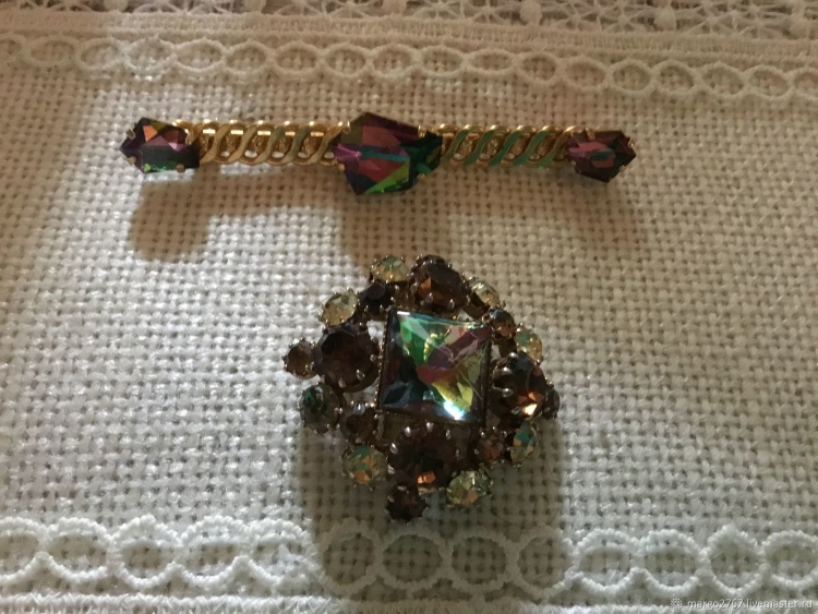 Чешская брошь Арбузное стекло