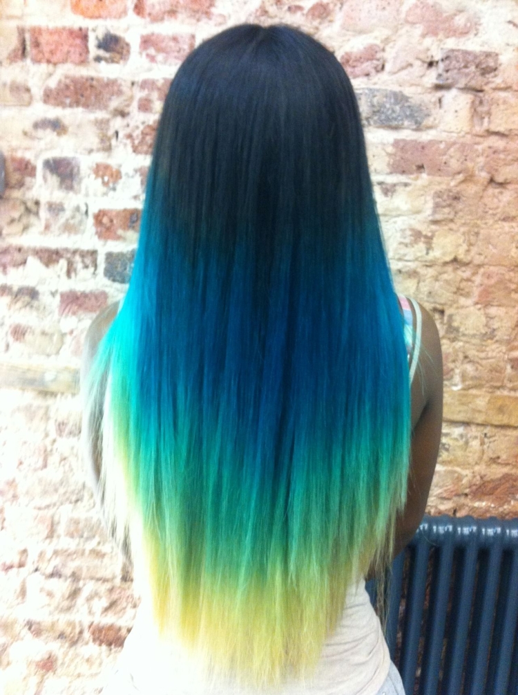 Разноцветные кончики волос