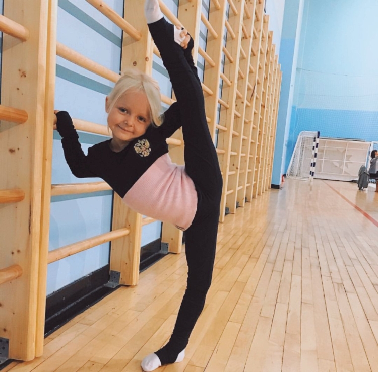 Ивлюшкина Елена Константиновна художественная гимнастика