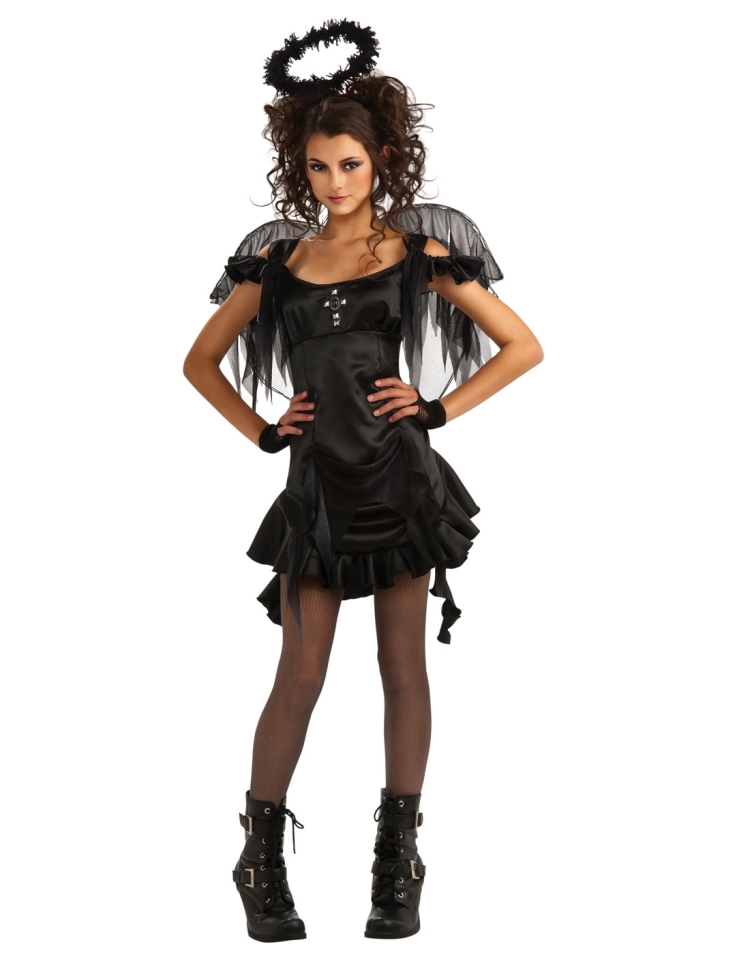 Черный наряд на Хэллоуин