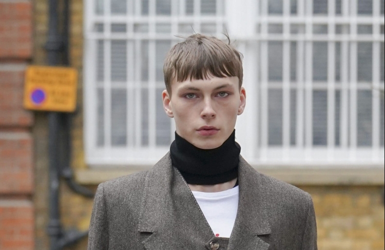 Стрижка под горшок мужская современная