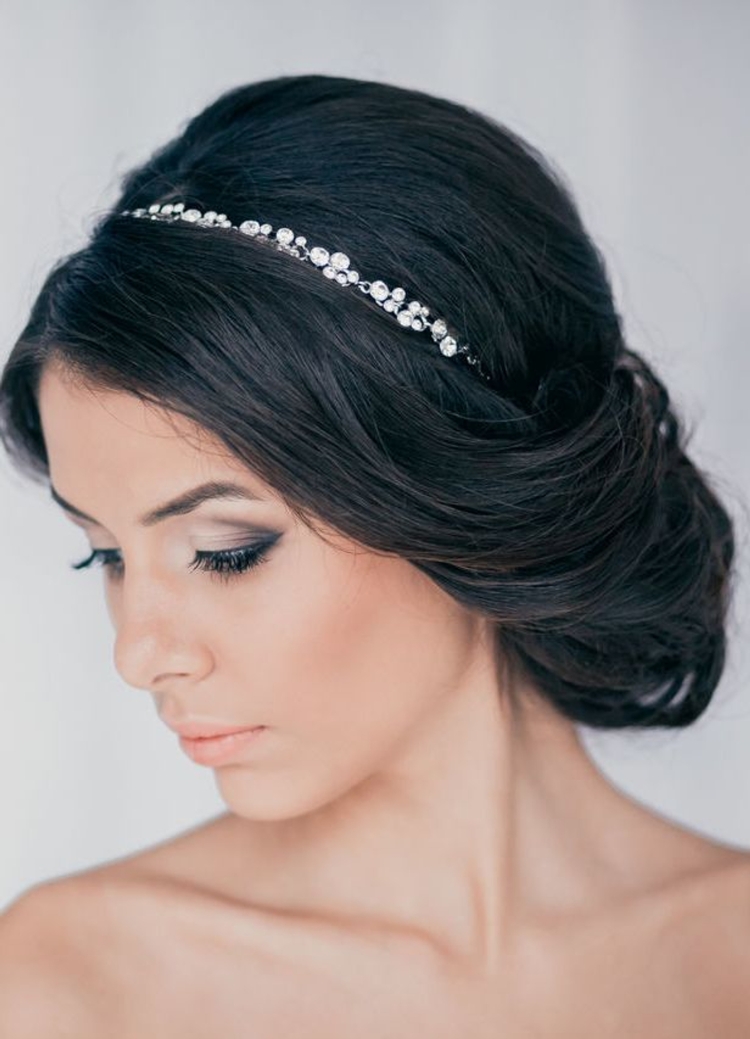 Прическа в греческом стиле