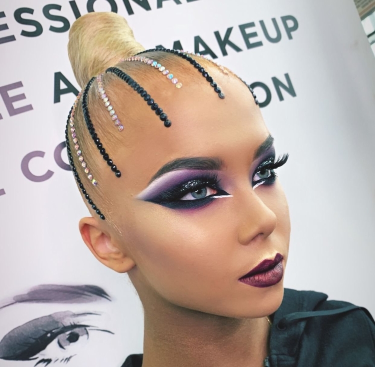 Макияж для бальных танцев