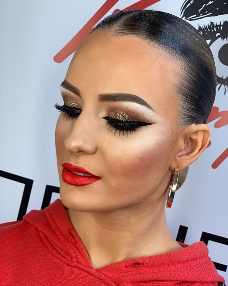 Сценический макияж глаз