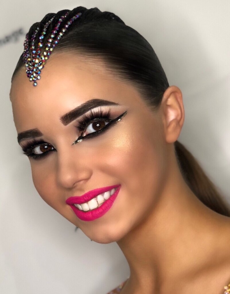 Латиноамериканский макияж