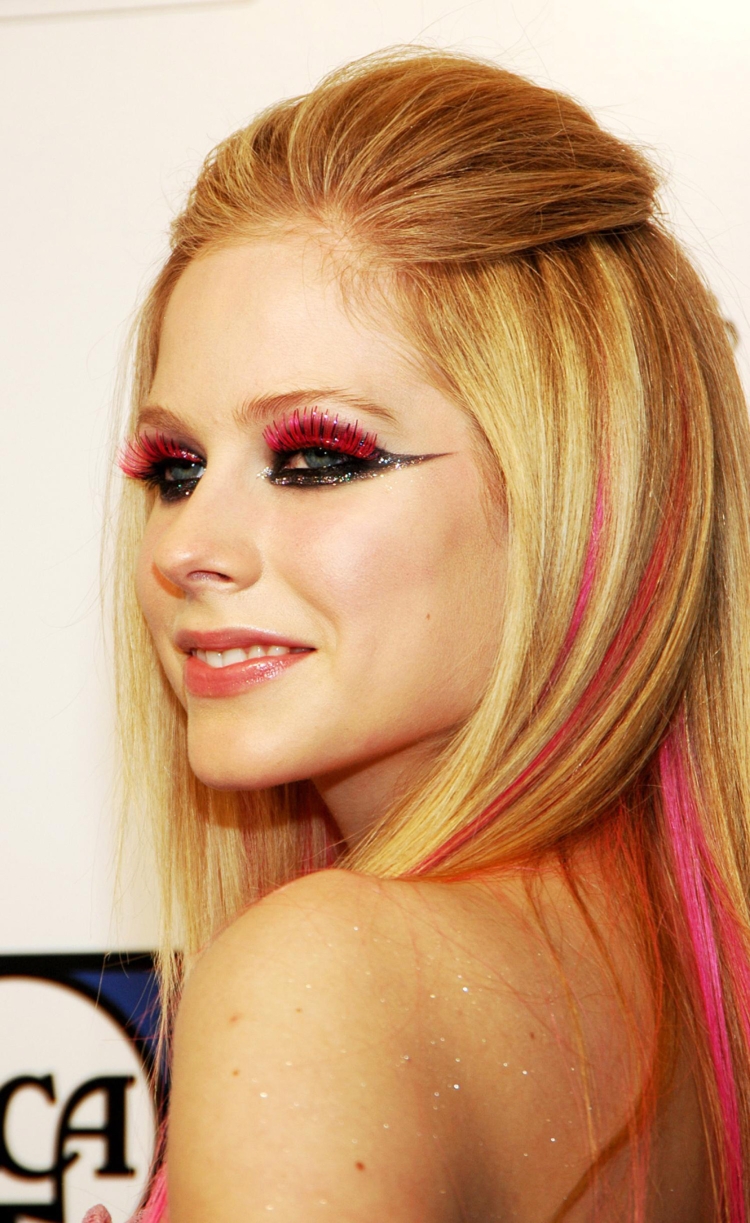 Аврил Лавин макияж