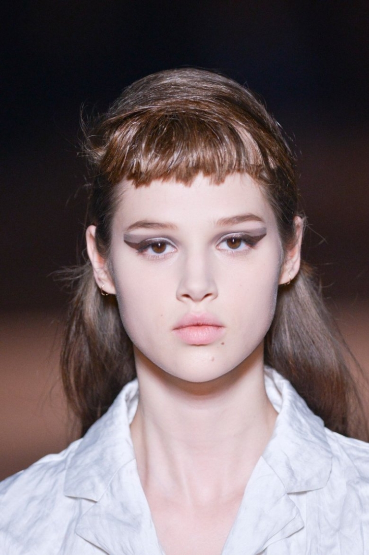 Тифозная челка