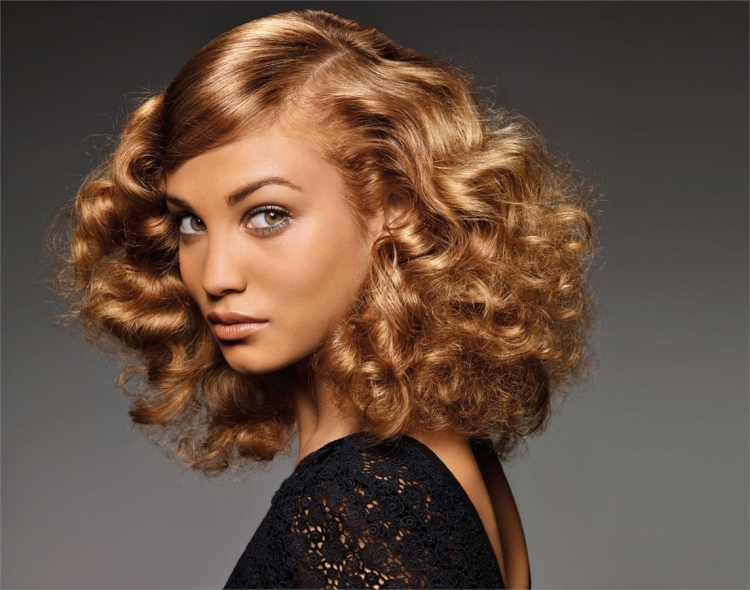 Пышные прически на средние волосы
