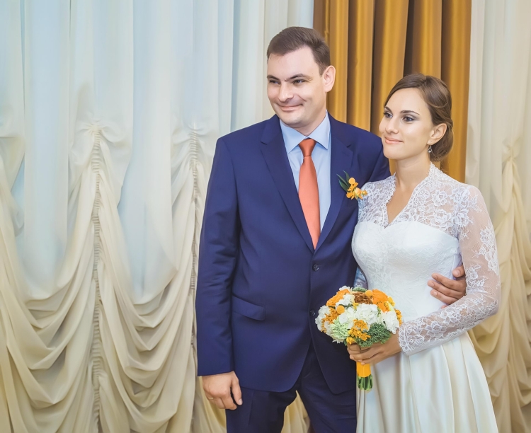 Платье для росписи в ЗАГСЕ