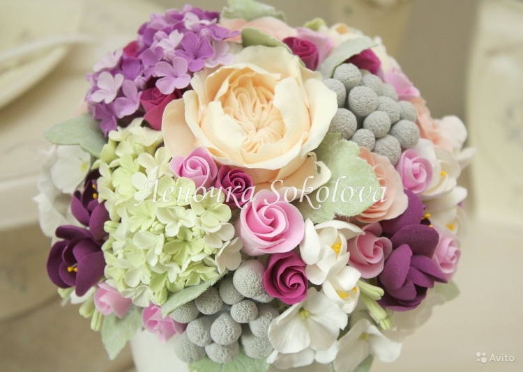 Букет розовые гортензий с сиренью