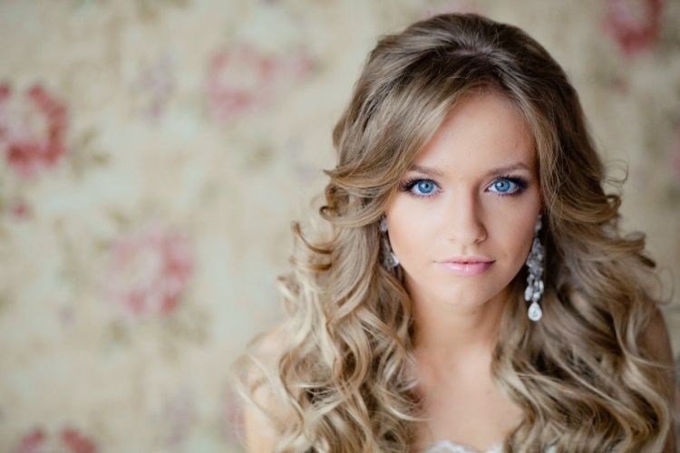 Причёски наи день рождения