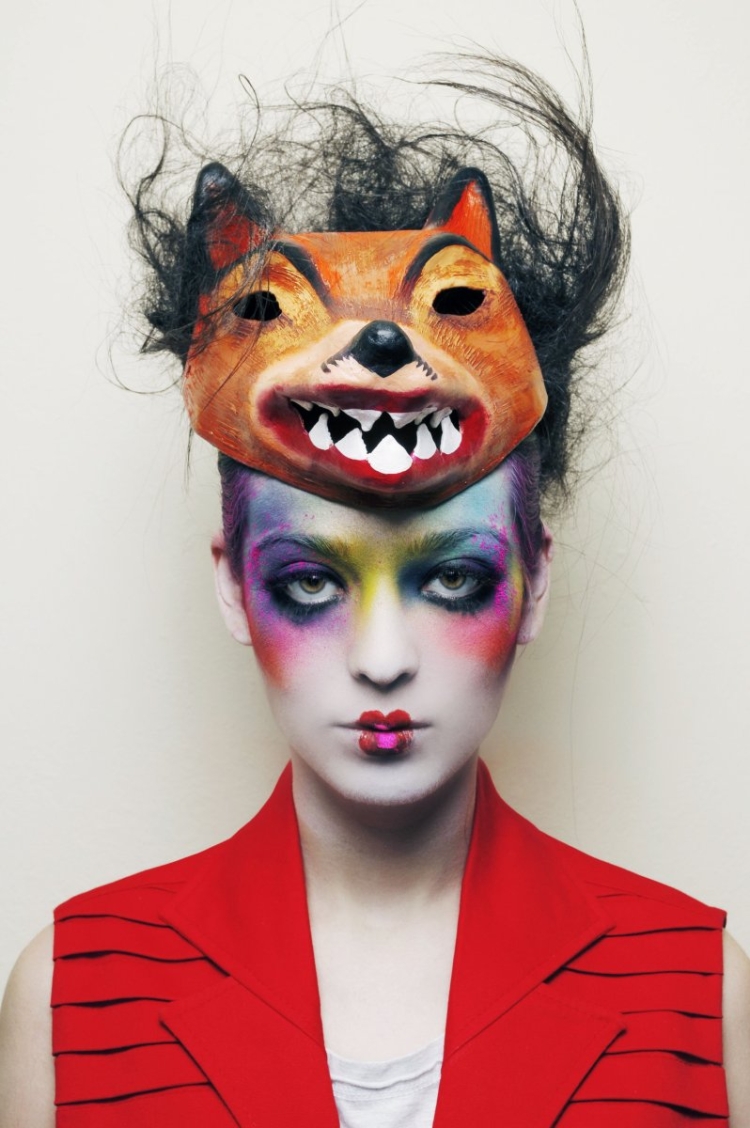 Грим театральный с волосами