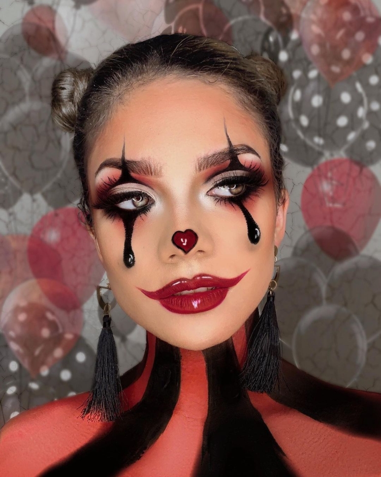 Макияж в виде клоуна