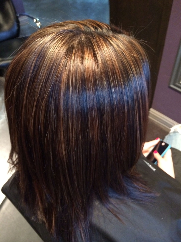 Мелкое мелирование на темные волосы короткие